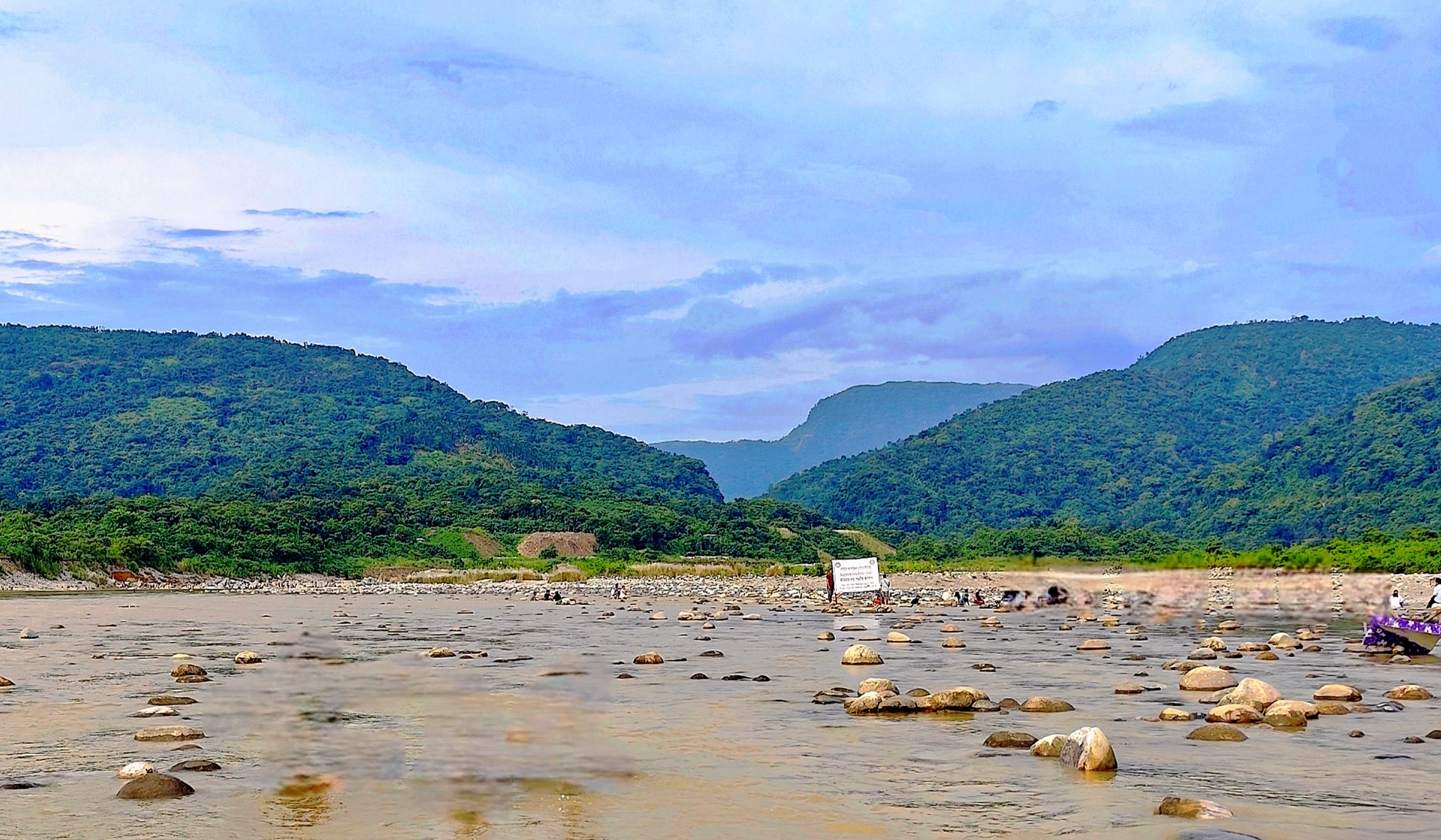সাদা পাথর, কোম্পানীগঞ্জ, সিলেট