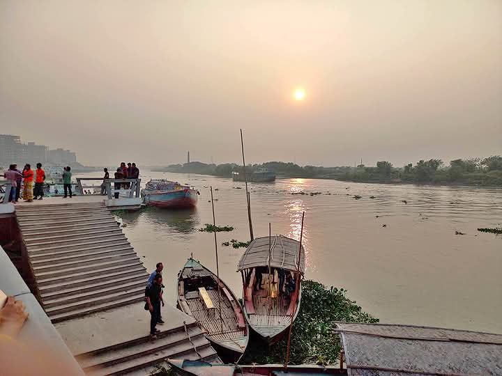 নগরীর গোধূলি, তুরাগ তীর, ঢাকা উদ্যান
